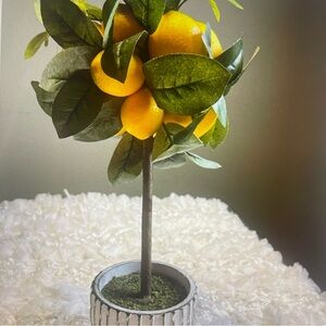 ARTIFICIAL LEMON TREE